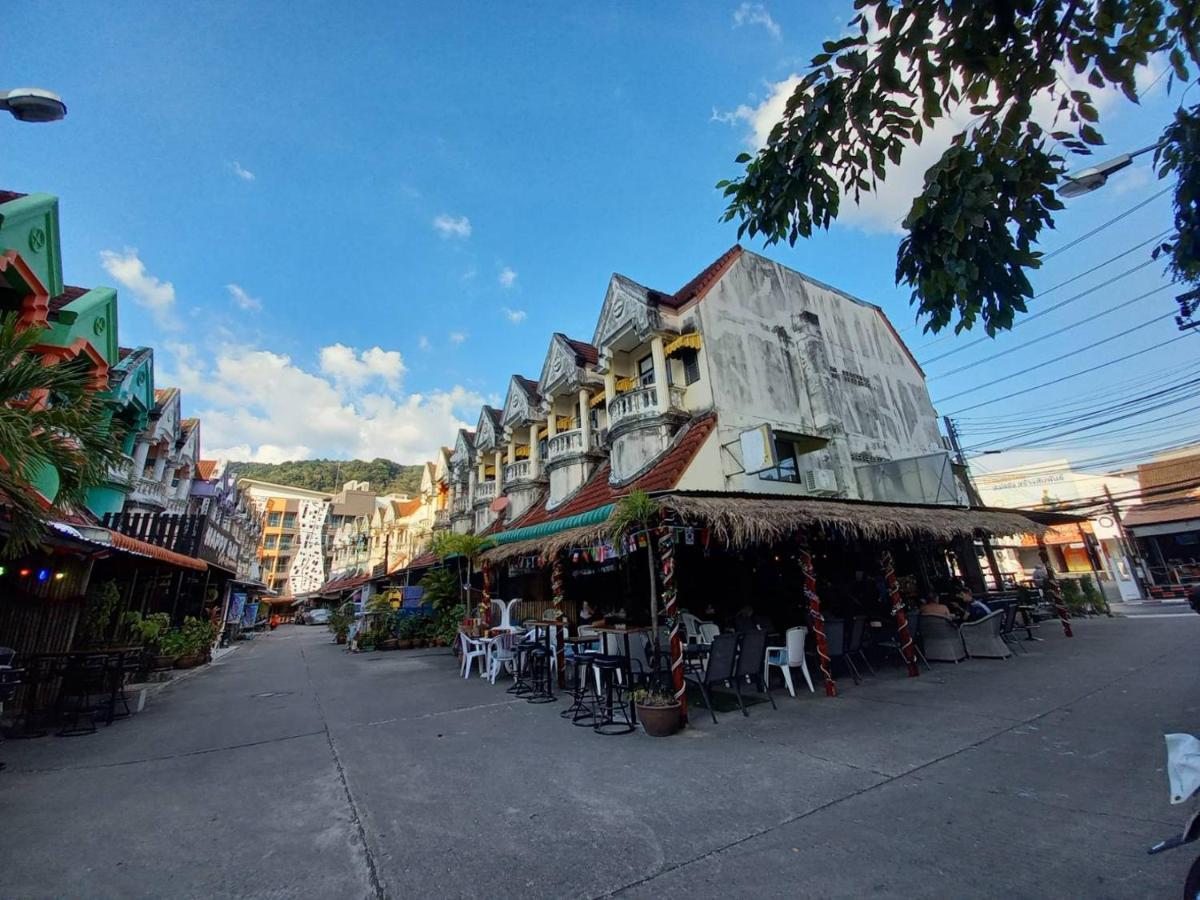 Andaman Place Guesthouse Patong Buitenkant foto