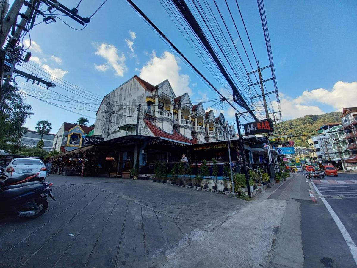 Andaman Place Guesthouse Patong Buitenkant foto