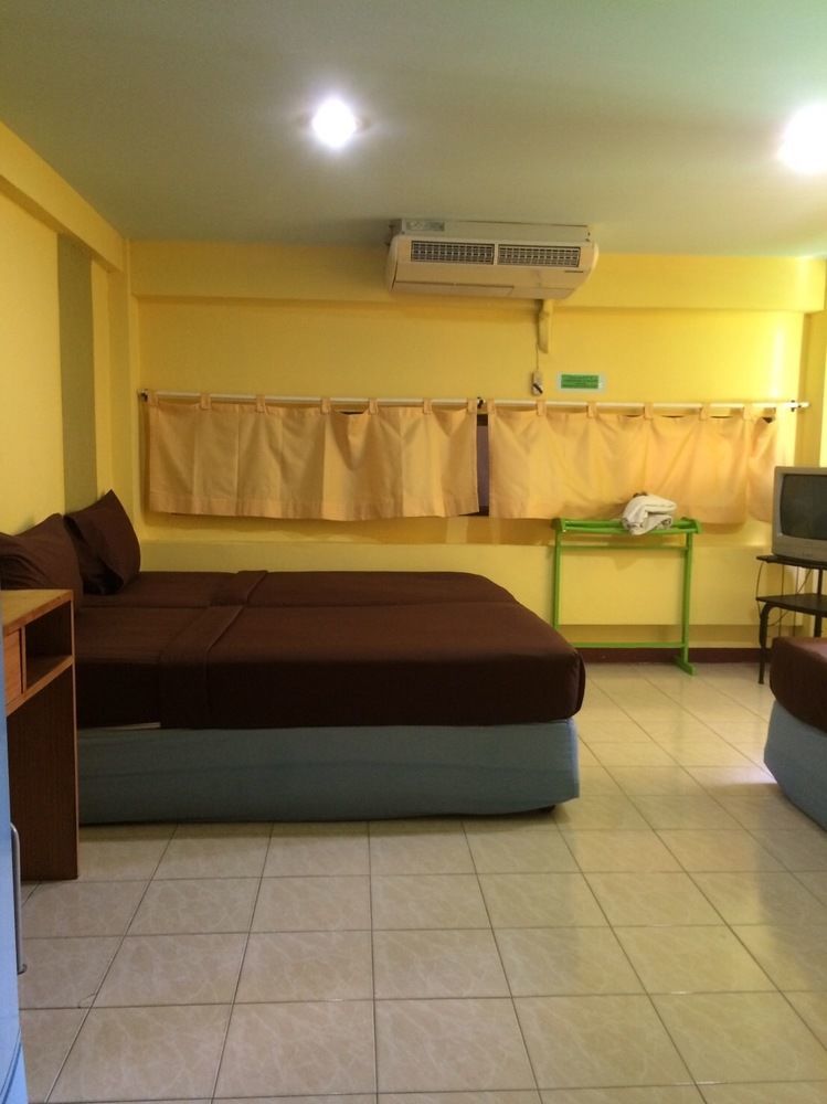 Andaman Place Guesthouse Patong Buitenkant foto
