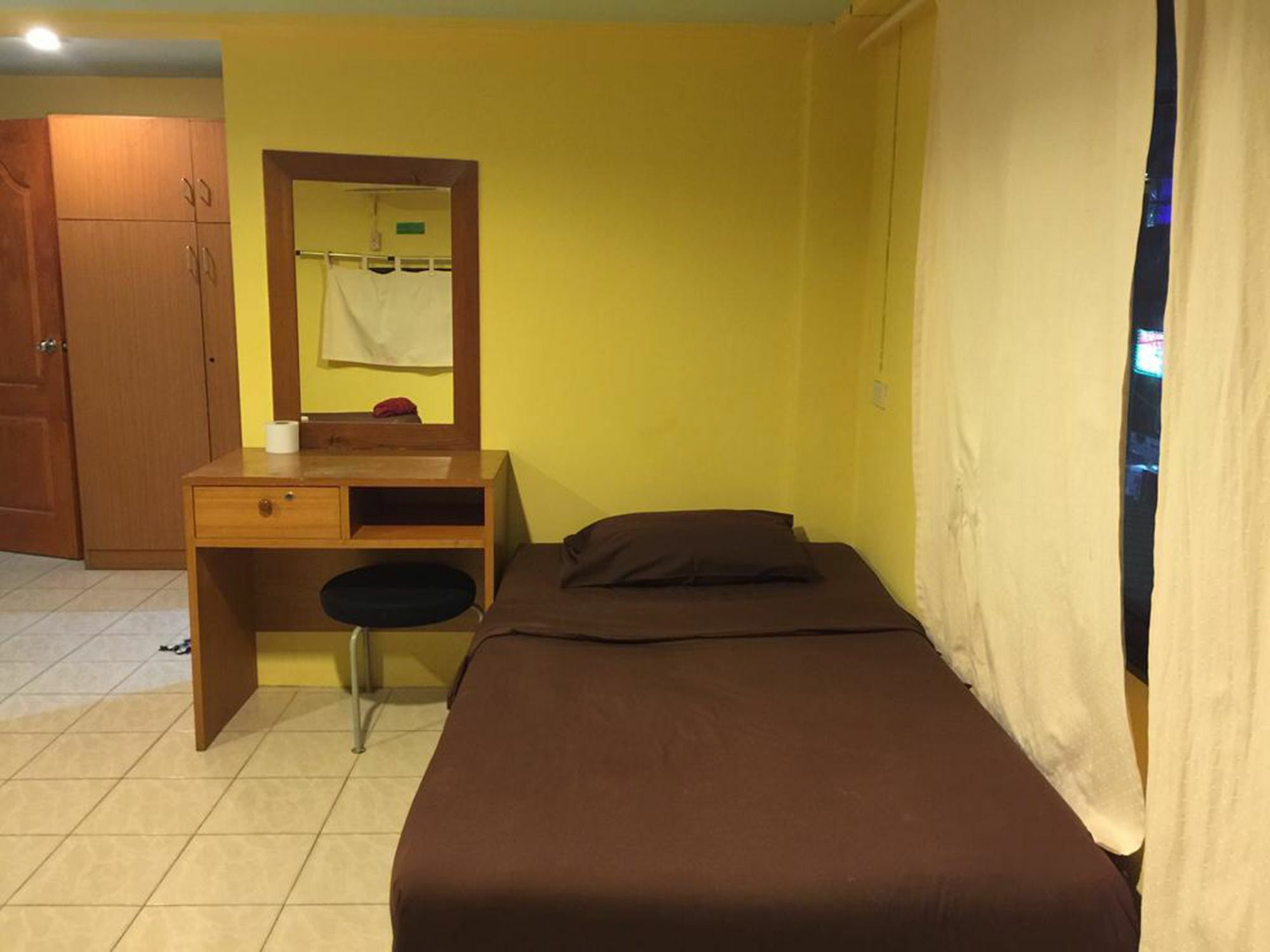 Andaman Place Guesthouse Patong Buitenkant foto