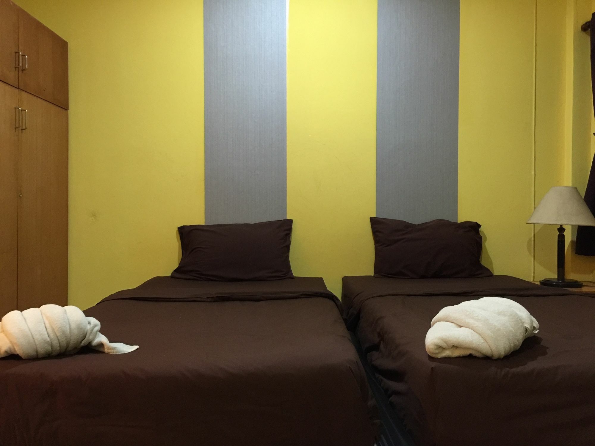 Andaman Place Guesthouse Patong Buitenkant foto